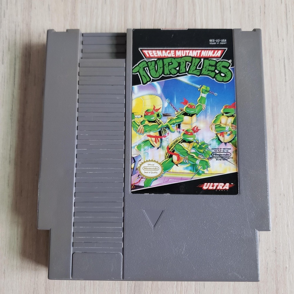 Teenage Mutant‎ Ninja Turtles Nintendo NES Game Ultra NTSC-U/C 1989 Japan Cart